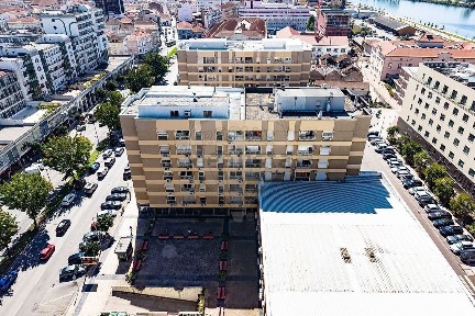 Apartamento T0 à venda na Avenida Fernão de Magalhães, 465