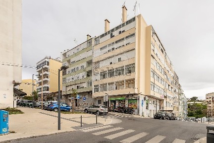 Apartamento T1 à venda na Rua do Cruzeiro
