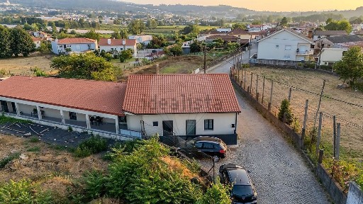 Moradia independente à venda em Merelim (São Paio) - Panoias - Parada de Tibães