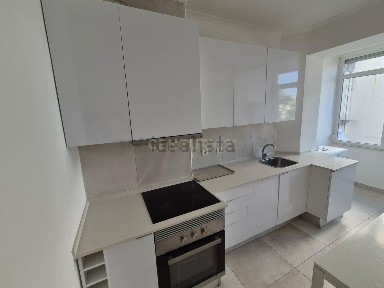 Arrendamento de apartamento T1 na Praça Gil Vicente