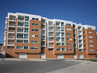Arrendamento de apartamento T2 em Torres Vedras e Matacães