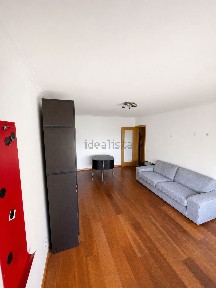 Arrendamento de apartamento T1 na Rua Mário Castrim