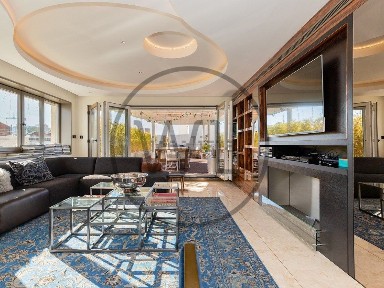 Arrendamento de penthouse na Gulbenkian - Praça Espanha