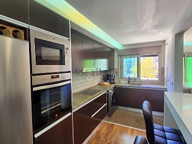 Arrendamento de apartamento T2 em Ramada e Caneças