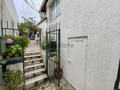 Arrendamento de apartamento T1 na Travessa de Santa Quitéria, 57