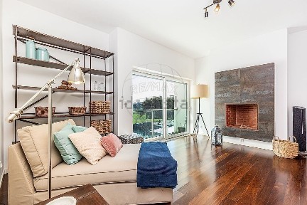 Arrendamento de apartamento T2 na Rua H1 da Quinta dos Alcoutins, 8 b