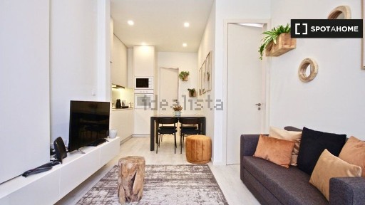 Arrendamento de apartamento T2 na Rua do Olival