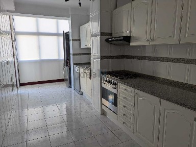 Arrendamento de apartamento T3 no Centro