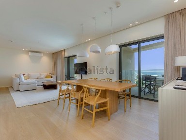 Apartamento T2 à venda na Rua Raul Brandäo