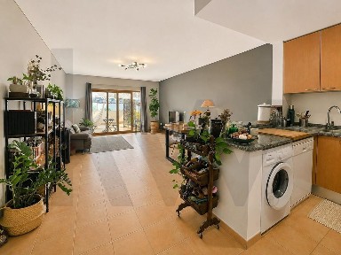 Apartamento T1 à venda na Coimbrões