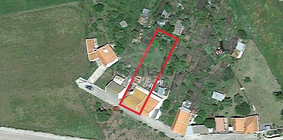 Moradia independente à venda em São Martinho