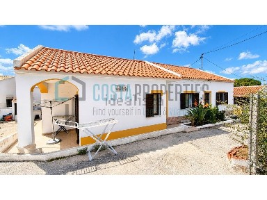 Moradia independente à venda em Sagres