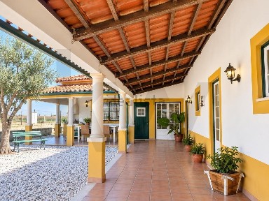 Casa ou moradia à venda na Rua Marechal Craveiro Lopes s/n