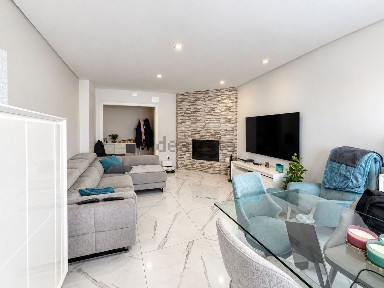 Apartamento T3 à venda na Pendão