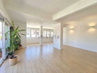 Apartamento T1 à venda na Sete Rios