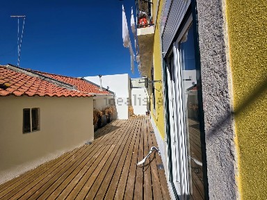 Apartamento T1 à venda na Rua de Pedrouços