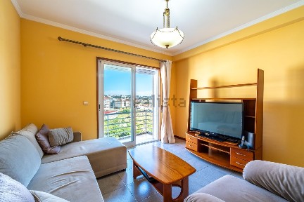 Arrendamento de apartamento T2 na Rua Marquesa Cadaval