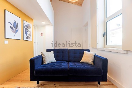 Arrendamento de apartamento T0 na Rua dos Burgães
