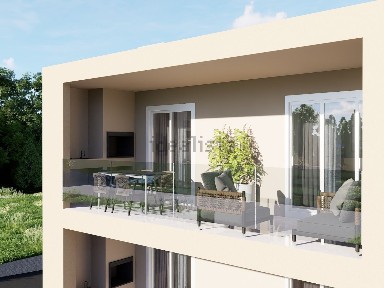 Apartamento T2 à venda na Avenida 5 de Outubro, 1432