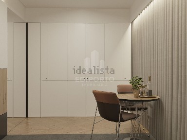 Apartamento T0 à venda em Aliados - Clérigos - Carlos Alberto