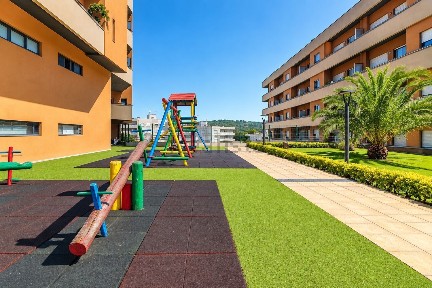 Apartamento T3 à venda na Rua Alvares Cabral