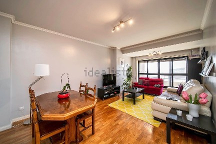 Apartamento T4 à venda na Rua Padrão