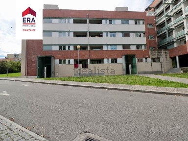 Duplex à venda na Rua Padre Doutor António Carneiro De Azevedo s/n
