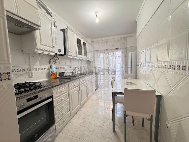 Arrendamento de apartamento T3 na Avenida João Paulo II