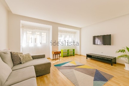 Arrendamento de apartamento T1 na Rua David Lopes, 24