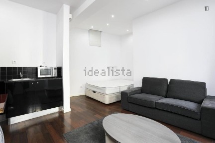 Arrendamento de apartamento T0 na Calçada do Lavra
