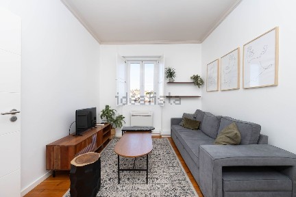 Arrendamento de apartamento T3 na Rua Particular à Travessa de Santa Quitéria