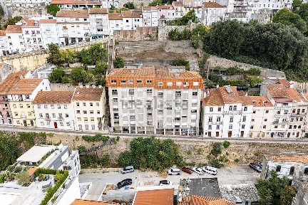 Apartamento T2 à venda na Rua da Alegria