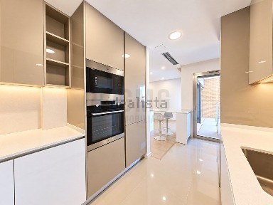 Apartamento T2 à venda na Avenida Descobertas, 70