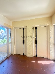 Apartamento T1 à venda na Rua Almada Negreiros, 15