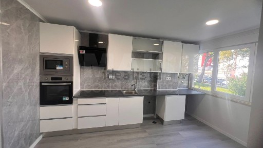 Apartamento T2 à venda em Figueirinha - Augusto Castro