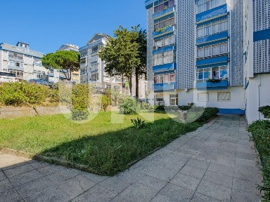 Apartamento T3 à venda na Praceta das Avencas