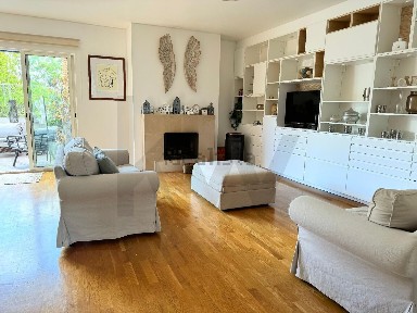 Apartamento T3 à venda na Rua Alberto Villaverde Cabral s/n