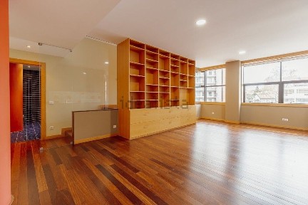 Arrendamento de apartamento T1 na Rua de São João do Porto s/n