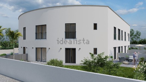 Apartamento T2 à venda na Travessa Tapadinha, 465