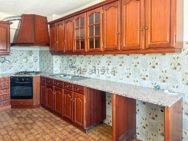 Apartamento T3 à venda em Acesso Particular, 93