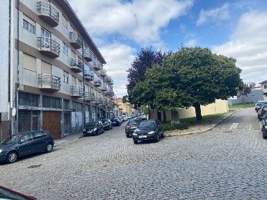 Apartamento T3 à venda na Rua da Senhora de Campanhã, 29