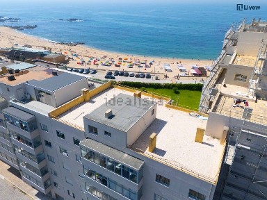 Apartamento T3 à venda na Rua da Imprensa Regional, 3
