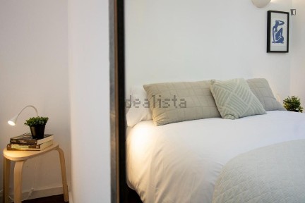 Arrendamento de apartamento T1 na Rua António Vasconcelos
