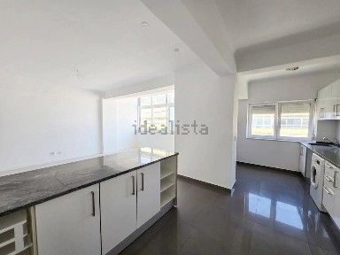 Arrendamento de apartamento T2 na Pragal