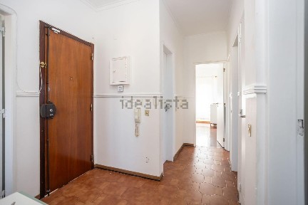 Apartamento T3 à venda na Estrada Algueirão s/n