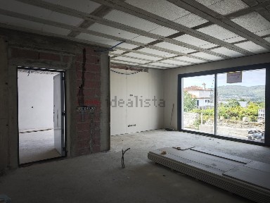 Moradia geminada à venda em Âncora