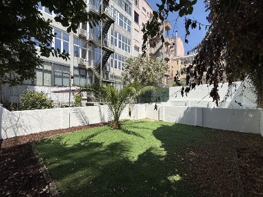 Areeiro, Bairro dos Actores, Avenida Almirante Reis