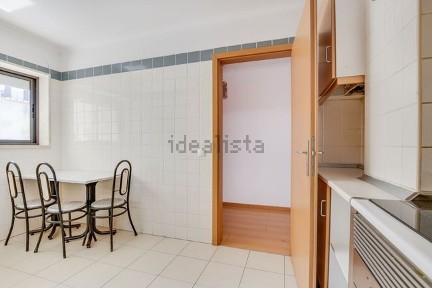 Apartamento T1 à venda na Rua Maluda