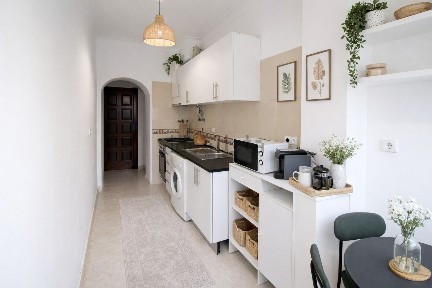 Apartamento T0 à venda no Largo Monsenhor Dalgado