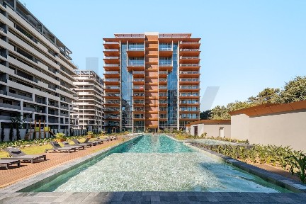 Apartamento T3 à venda na Miraflores